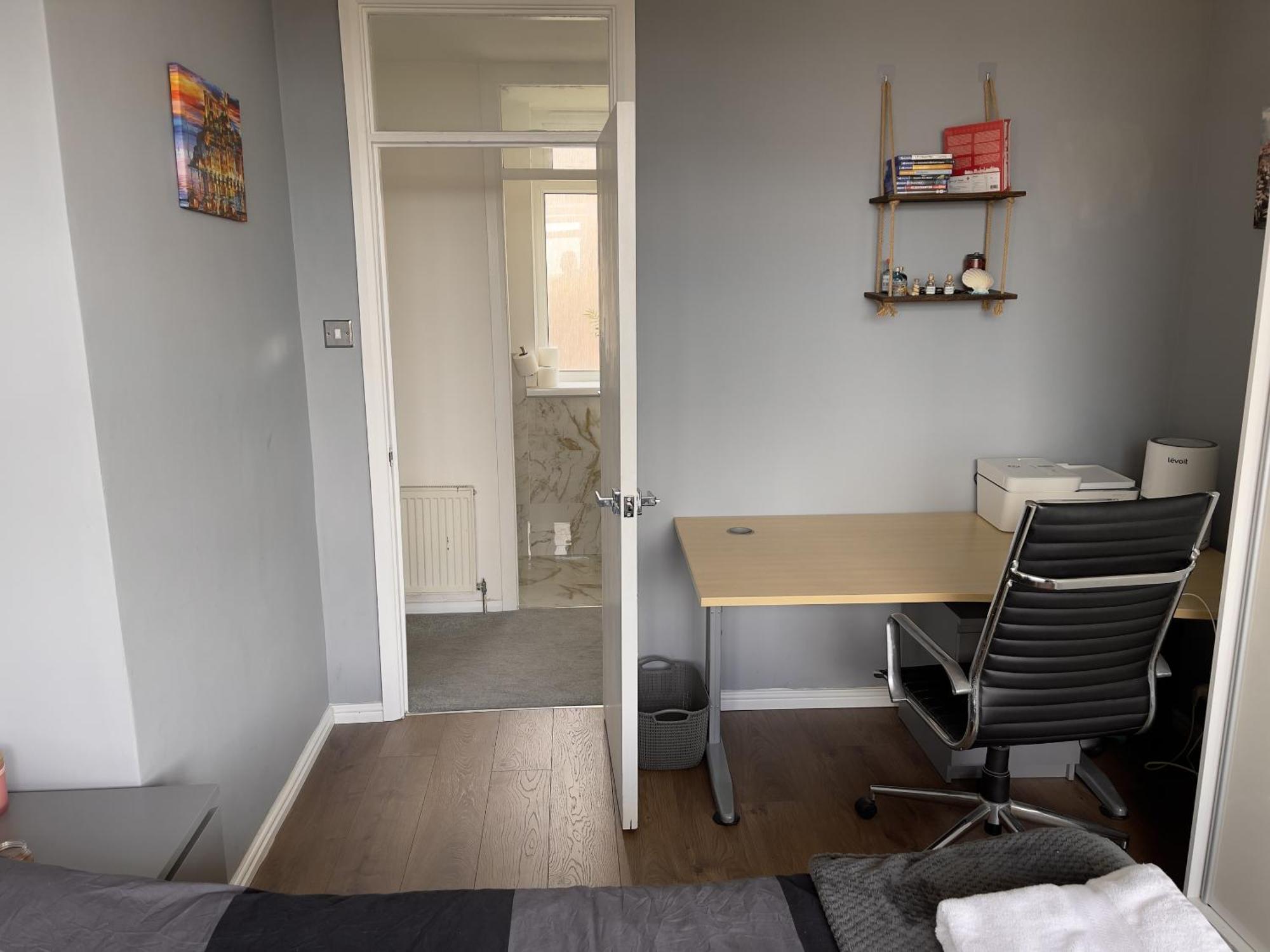 Beautiful 3-Bed Apartment At Swiss Cottage London Ngoại thất bức ảnh