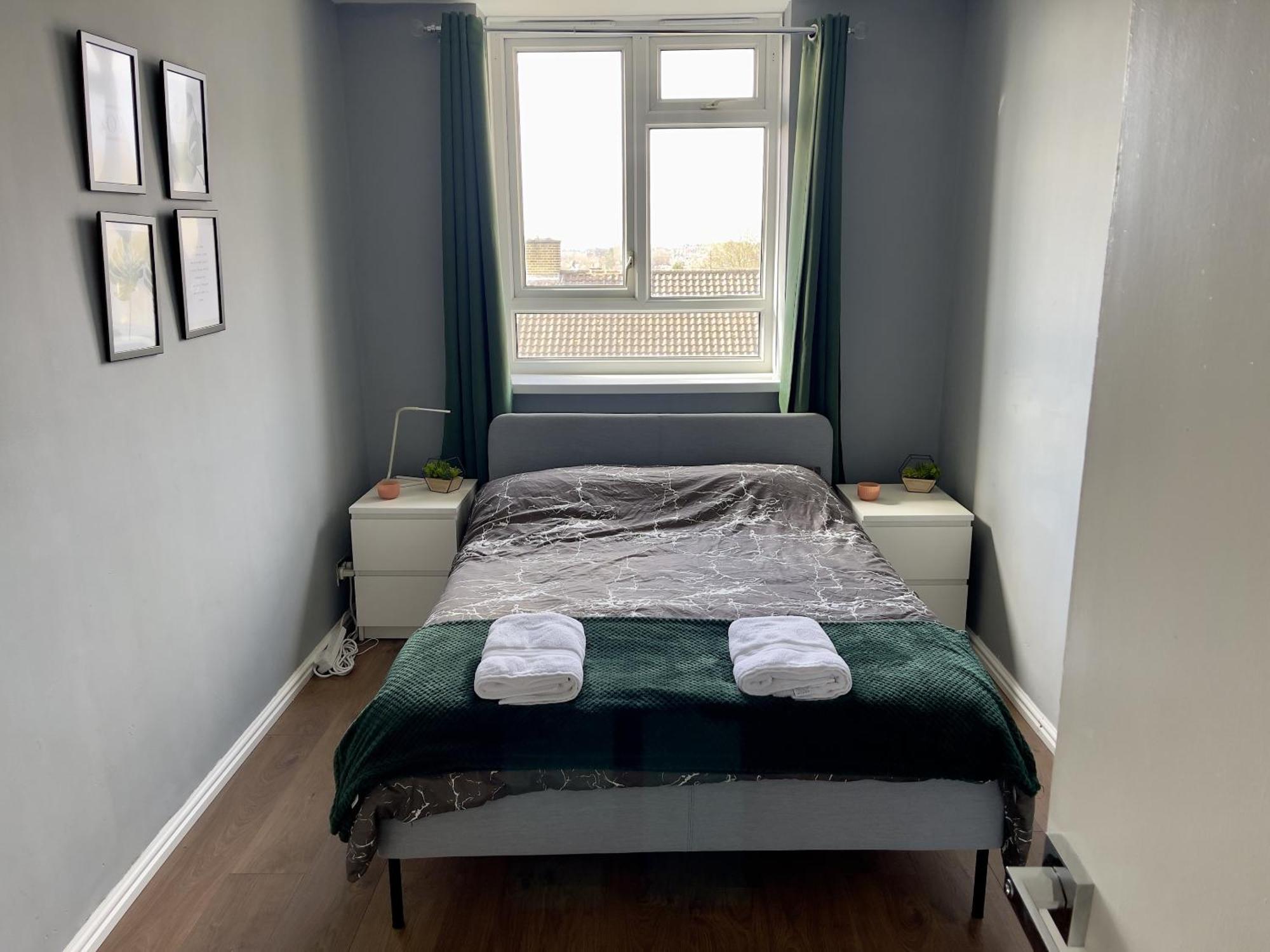 Beautiful 3-Bed Apartment At Swiss Cottage London Ngoại thất bức ảnh
