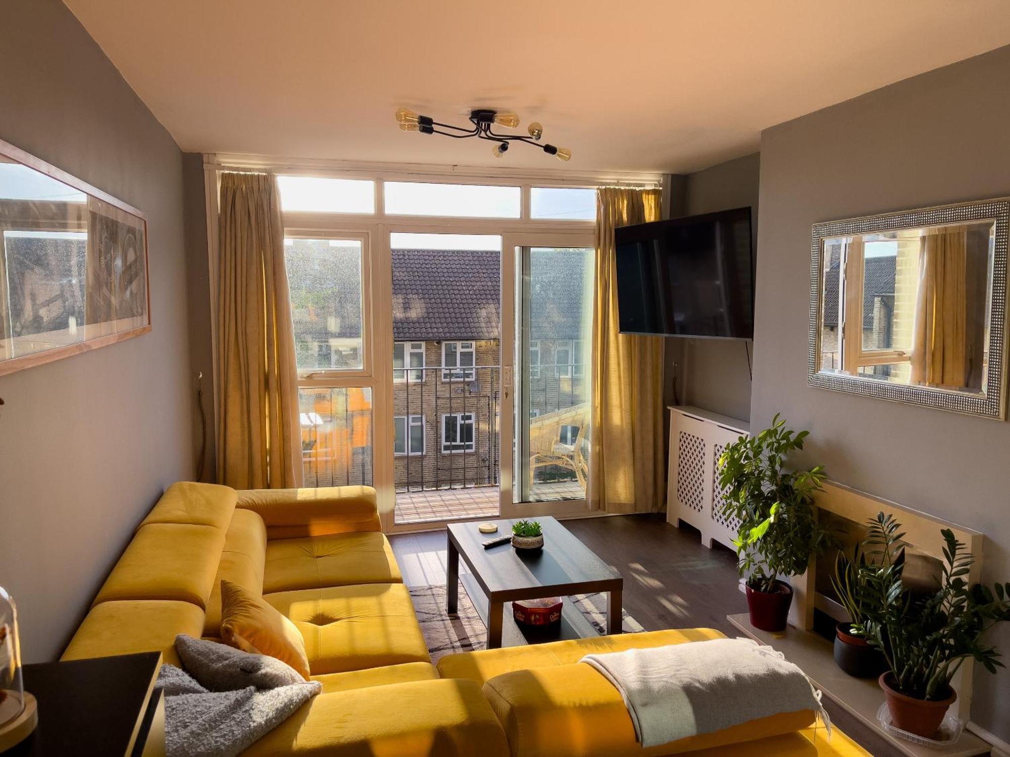 Beautiful 3-Bed Apartment At Swiss Cottage London Ngoại thất bức ảnh